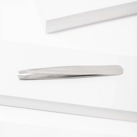 Classic Slant Tweezer